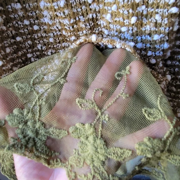 Altar'd State Green/White SWEATER DRESS Size Large Long Sleeve Lace Trim Floral - Picture 8 of 9